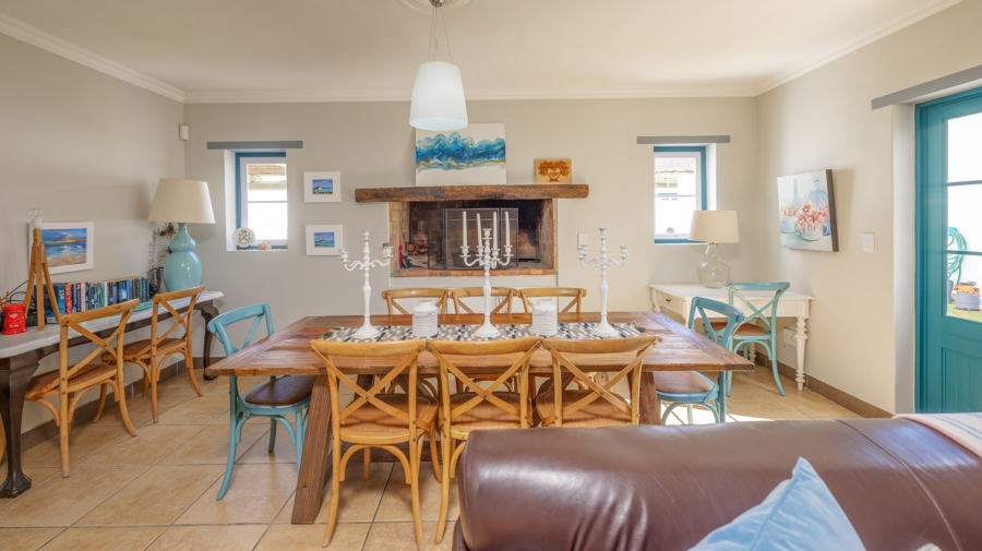6 Bedroom Property for Sale in Struisbaai Western Cape